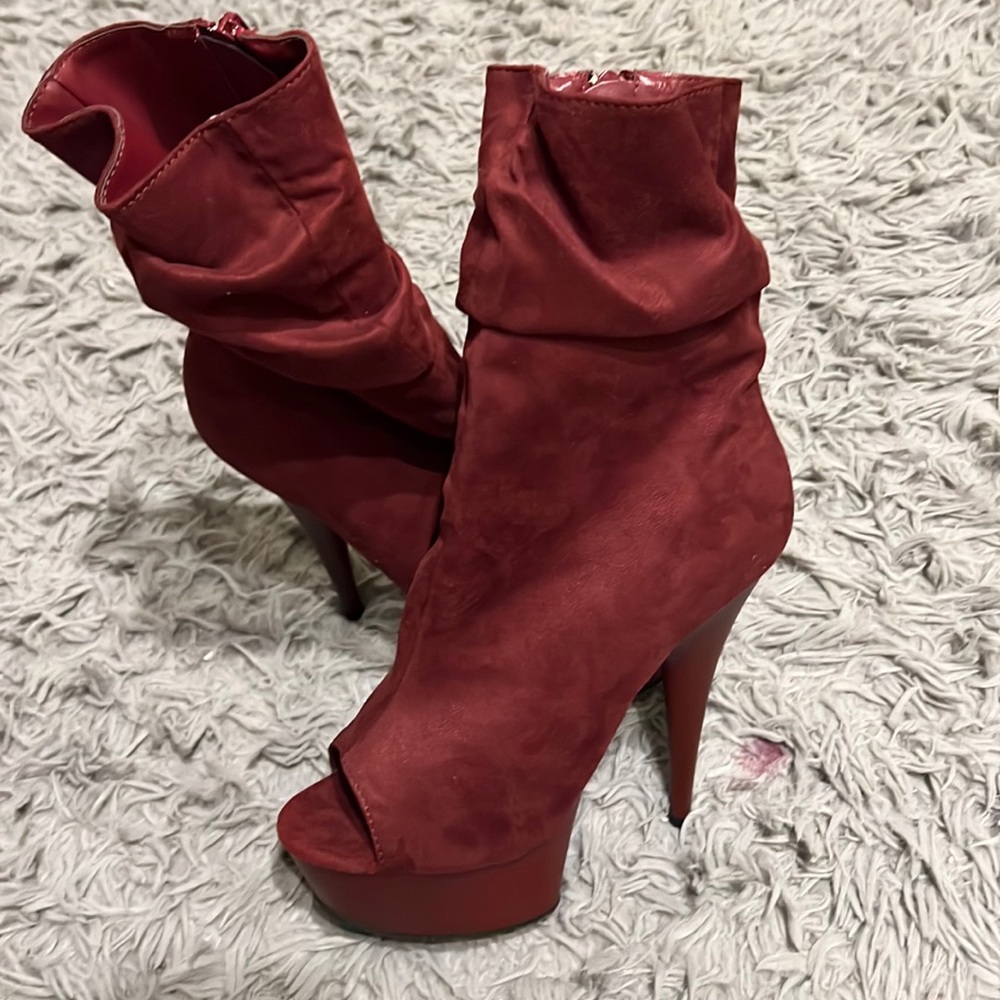 Velvet burgundy 6in size 8 Pleaser heels (good for pole dancing or wearing out)